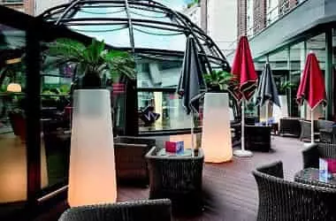 آیبیس پاریس تور ایفل کامبرون